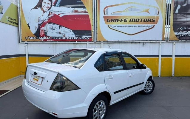 imagem-https://www.socarrao.com.br/sc-vehicle-images-prod/3598975/1788385742853-8444825_5_B_e279e2c7dd.jpeg