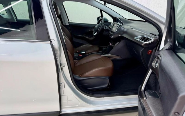imagem-https://www.socarrao.com.br/sc-vehicle-images-prod/3599110/1788387715563-8445160_19_B_eba9f6d1e6.jpeg