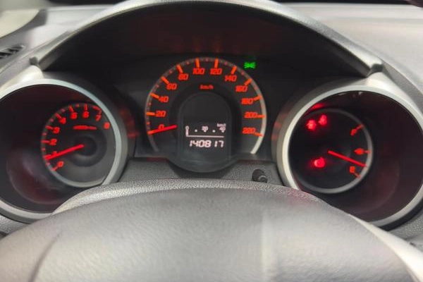 imagem-https://www.socarrao.com.br/sc-vehicle-images-prod/3599157/1789657569089-8444511_10_B_6b331ec7c9.jpeg