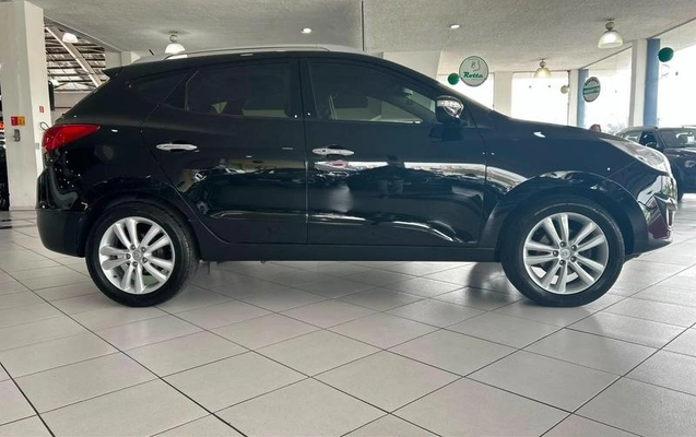 imagem-https://www.socarrao.com.br/sc-vehicle-images-prod/3599298/1789657734567-8419210_3_B_961daf3b03.jpeg