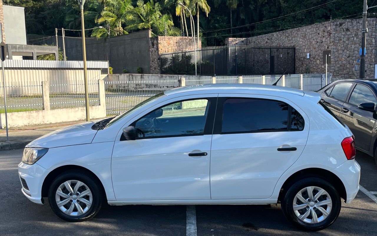 imagem-https://www.socarrao.com.br/sc-vehicle-images-prod/3599700/1788388068895-SU1HXzMwNjYuanBlZw.jpeg