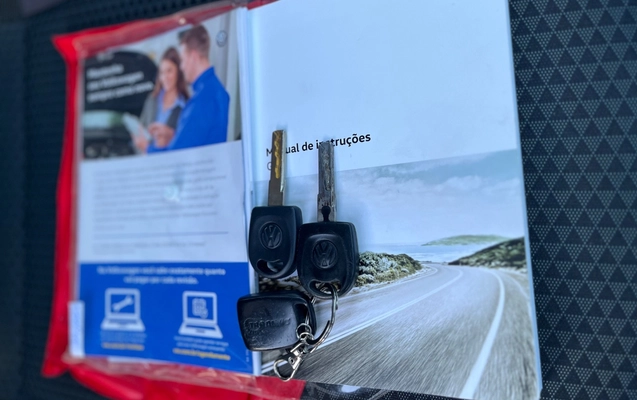 imagem-https://www.socarrao.com.br/sc-vehicle-images-prod/3599700/1788388069533-SU1HXzMwNjAuanBlZw.jpeg