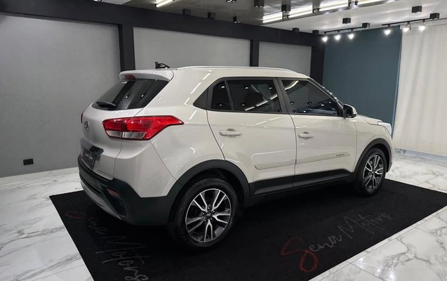 imagem-https://www.socarrao.com.br/sc-vehicle-images-prod/3600031/1789662730500-8400703_5_B_33ae50db3d.jpeg