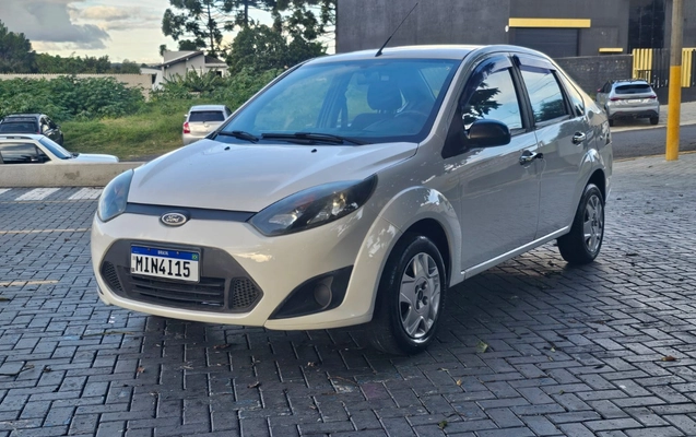imagem-https://www.socarrao.com.br/sc-vehicle-images-prod/3600667/1788391622358-V2hhdHNBcHAgSW1hZ2UgMjAyNi0wOS0wMiBhdCAyMC4xOS41OCAoMSkuanBlZw.jpeg