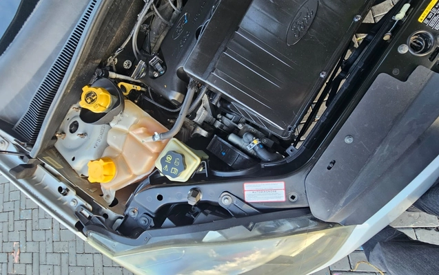 imagem-https://www.socarrao.com.br/sc-vehicle-images-prod/3600667/1788391623613-V2hhdHNBcHAgSW1hZ2UgMjAyNi0wOS0wMiBhdCAyMC4yMC4wMiAoMikuanBlZw.jpeg