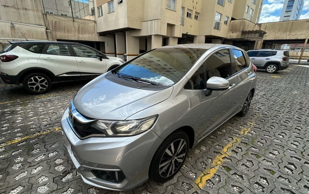 imagem-https://www.socarrao.com.br/sc-vehicle-images-prod/3600992/1788394513286-V2hhdHNBcHAgSW1hZ2UgMjAyNi0wOS0wMiBhdCAxNC4wNC4zNiAoMSkuanBlZw.jpeg