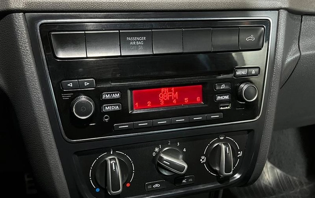 imagem-https://www.socarrao.com.br/sc-vehicle-images-prod/3601751/1788988236891-8370202_11_B_c6503cfac1.jpeg