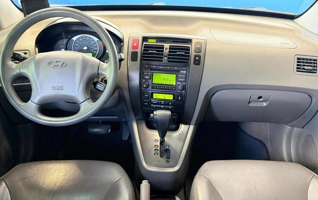 imagem-https://www.socarrao.com.br/sc-vehicle-images-prod/3602059/1789651512581-8441244_12_B_eea3a7f171.jpeg
