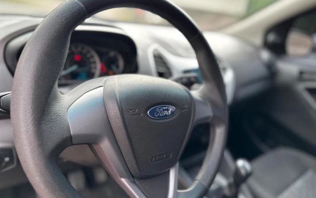 imagem-https://www.socarrao.com.br/sc-vehicle-images-prod/36023/1785329200319-6450600_16_B_52e2c1053f.jpeg
