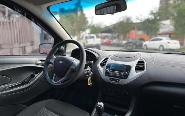 imagem-https://www.socarrao.com.br/sc-vehicle-images-prod/36023/1785329200320-6450600_17_B_a01bd81789.jpeg