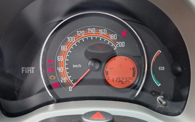 imagem-https://www.socarrao.com.br/sc-vehicle-images-prod/3602304/1788397103645-V2hhdHNBcHAgSW1hZ2UgMjAyNi0wOC0yNSBhdCAxNC41NC4wMyAoMSkuanBlZw.jpeg