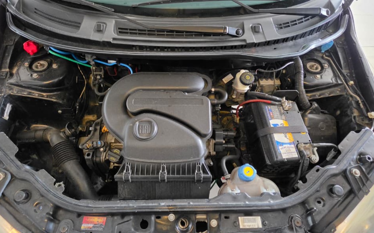 imagem-https://www.socarrao.com.br/sc-vehicle-images-prod/3602304/1788397104227-V2hhdHNBcHAgSW1hZ2UgMjAyNi0wOC0yNSBhdCAxNC41NC4wNC5qcGVn.jpeg