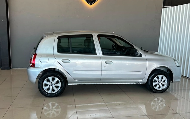 imagem-https://www.socarrao.com.br/sc-vehicle-images-prod/3602540/1788398004963-V2hhdHNBcHAgSW1hZ2UgMjAyNi0wOC0yNCBhdCAxMS4xMi4zMy5qcGVn.jpeg