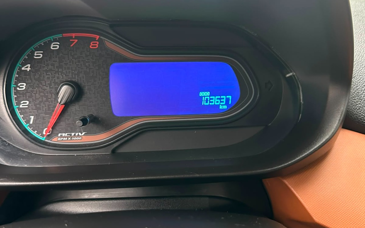 imagem-https://www.socarrao.com.br/sc-vehicle-images-prod/3602719/1788398682319-V2hhdHNBcHAgSW1hZ2UgMjAyNi0wOC0xNSBhdCAxMC40MS4yNiAoMykuanBlZw.jpeg