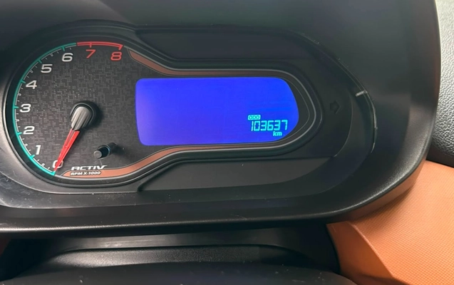 imagem-https://www.socarrao.com.br/sc-vehicle-images-prod/3602719/1788398682319-V2hhdHNBcHAgSW1hZ2UgMjAyNi0wOC0xNSBhdCAxMC40MS4yNiAoMykuanBlZw.jpeg