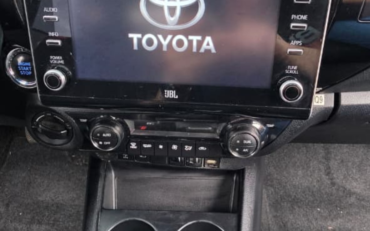 imagem-https://www.socarrao.com.br/sc-vehicle-images-prod/3602811/1788399179074-V2hhdHNBcHAgSW1hZ2UgMjAyNi0wOC0xNCBhdCAxNS40Ni41NC5qcGVn.jpeg