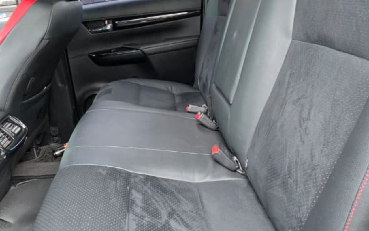 imagem-https://www.socarrao.com.br/sc-vehicle-images-prod/3602811/1788399179406-V2hhdHNBcHAgSW1hZ2UgMjAyNi0wOC0xNCBhdCAxNS40Ni41MS5qcGVn.jpeg