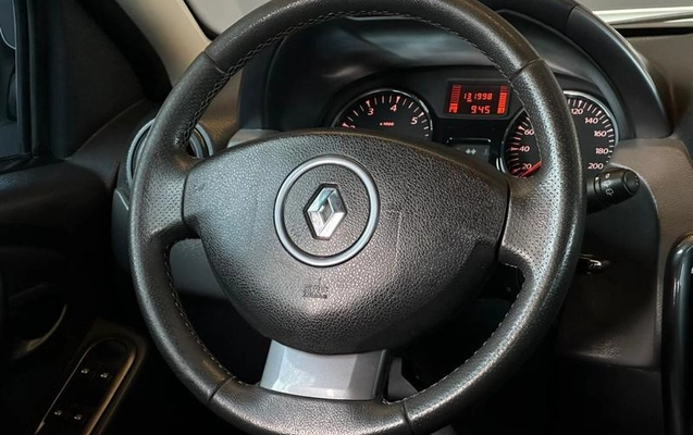 imagem-https://www.socarrao.com.br/sc-vehicle-images-prod/3603086/1788399875398-8380522_10_B_42fc30213b.jpeg