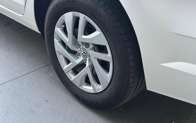 imagem-https://www.socarrao.com.br/sc-vehicle-images-prod/3603288/1790000551864-8404769_3_B_b948c70884.jpeg
