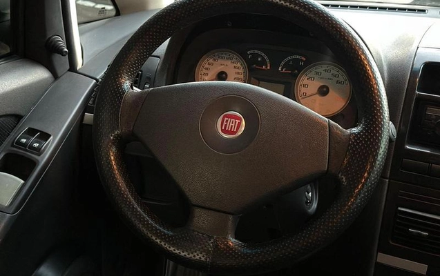 imagem-https://www.socarrao.com.br/sc-vehicle-images-prod/3603289/1790000376275-8405676_10_B_93796f09a9.jpeg