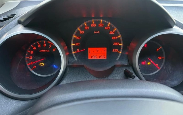 imagem-https://www.socarrao.com.br/sc-vehicle-images-prod/3603290/1790000359939-8404748_7_B_017e17a6d7.jpeg