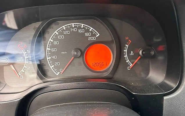 imagem-https://www.socarrao.com.br/sc-vehicle-images-prod/3603586/1788401747542-V2hhdHNBcHAgSW1hZ2UgMjAyNi0wOC0xNCBhdCAxNS40NC4yNS5qcGVn.jpeg