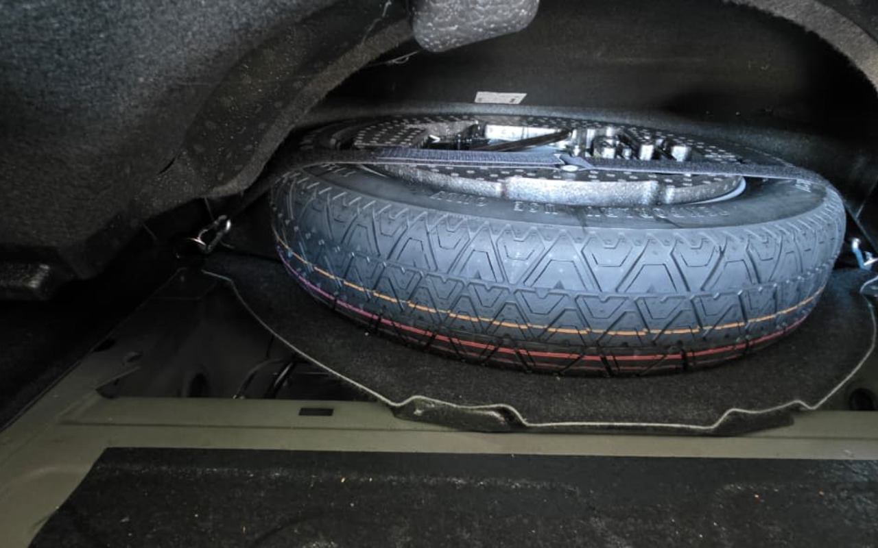 imagem-https://www.socarrao.com.br/sc-vehicle-images-prod/3603691/1788402271954-V2hhdHNBcHAgSW1hZ2UgMjAyNi0wOC0wMSBhdCAxMS4wNy4wOCAoMikuanBlZw.jpeg