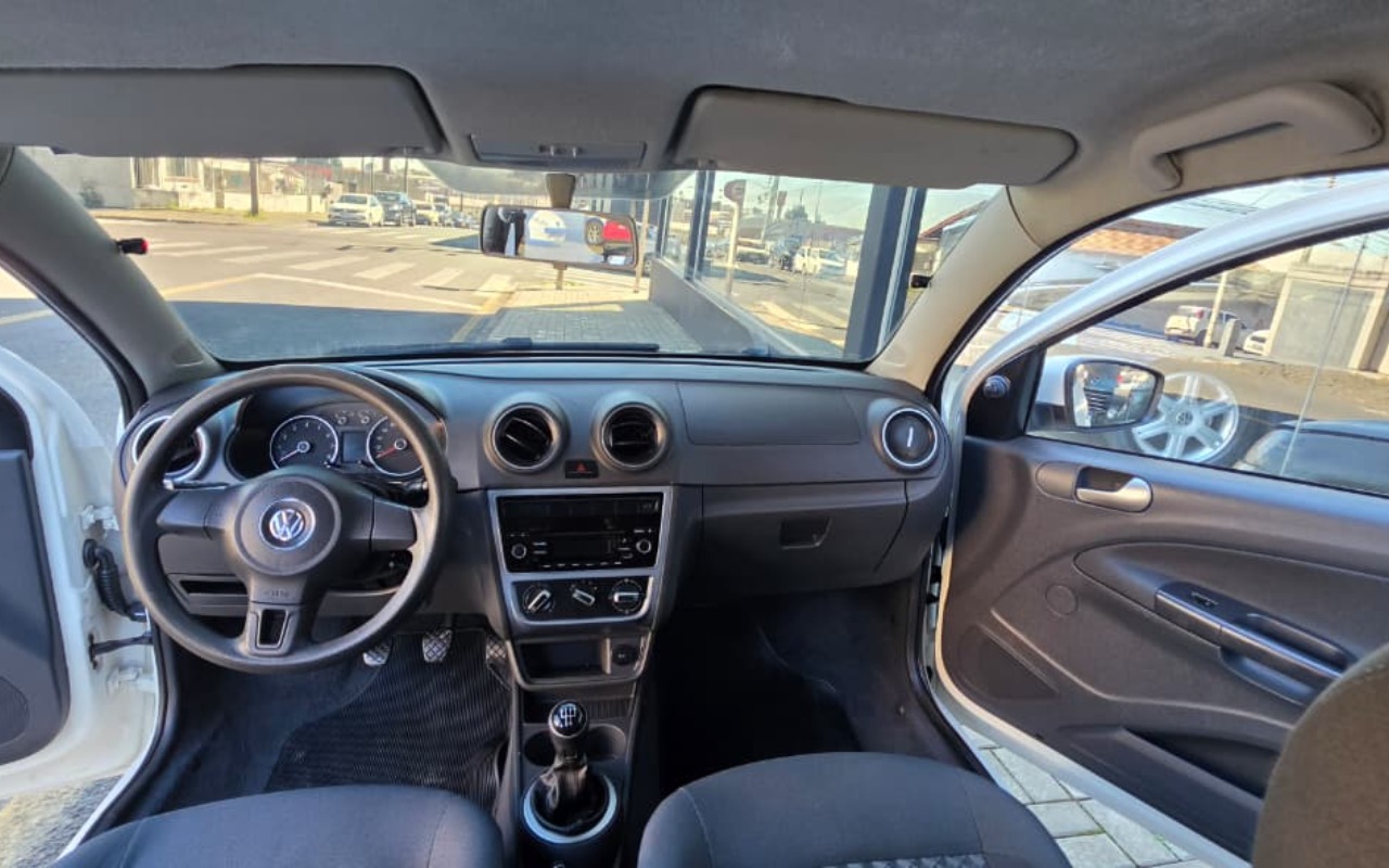 imagem-https://www.socarrao.com.br/sc-vehicle-images-prod/3603934/1788402691468-V2hhdHNBcHAgSW1hZ2UgMjAyNi0wNy0xNiBhdCAxNC4wMy4yOSAoMSkuanBlZw.jpeg