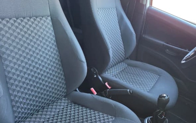 imagem-https://www.socarrao.com.br/sc-vehicle-images-prod/3603934/1788402691745-V2hhdHNBcHAgSW1hZ2UgMjAyNi0wNy0xNiBhdCAxNC4wMy4zMSAoMSkuanBlZw.jpeg