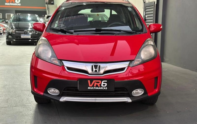 imagem-https://www.socarrao.com.br/sc-vehicle-images-prod/3603935/1790000292232-8445289_0_B_1671c0f4e9.jpeg