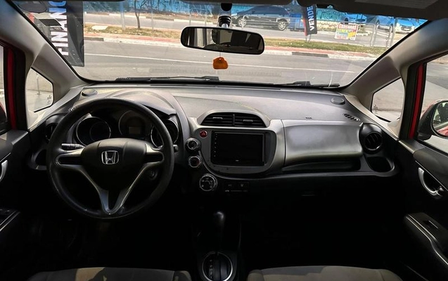 imagem-https://www.socarrao.com.br/sc-vehicle-images-prod/3603935/1790000292248-8445289_4_B_92da20b9d4.jpeg