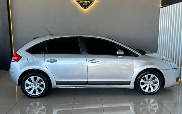 imagem-https://www.socarrao.com.br/sc-vehicle-images-prod/3603942/1788403017193-V2hhdHNBcHAgSW1hZ2UgMjAyNi0wNS0xMiBhdCAwOS4zMy4zOCAoNCkuanBlZw.jpeg