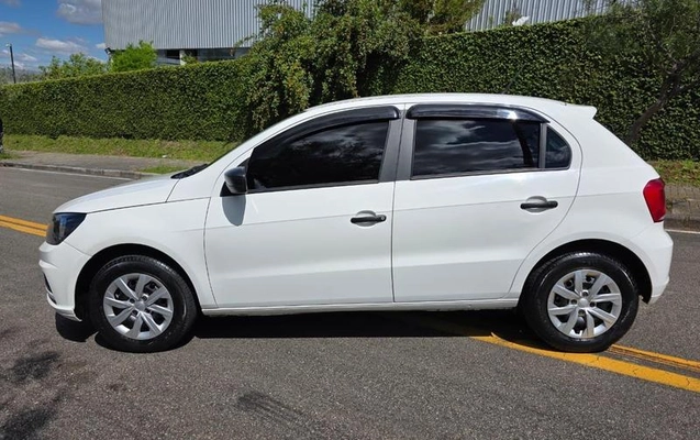 imagem-https://www.socarrao.com.br/sc-vehicle-images-prod/3604533/1788404986714-8445293_3_B_400708018f.jpeg