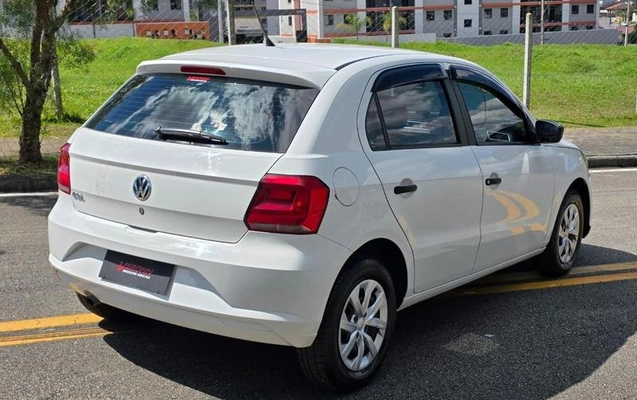 imagem-https://www.socarrao.com.br/sc-vehicle-images-prod/3604533/1788404986719-8445293_0_B_1fa56cead9.jpeg