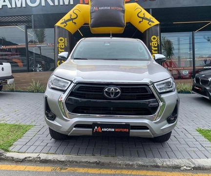 Toyota Hilux SW4 2022 Cinza — foto 1 de 3