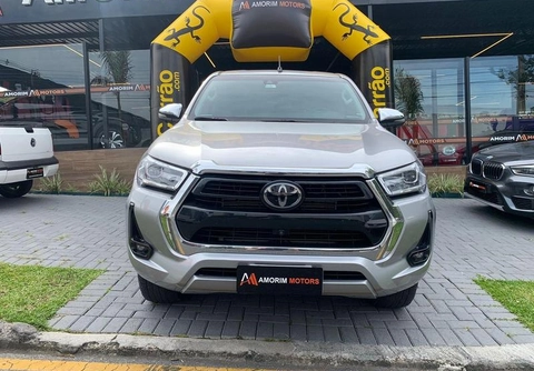 Toyota Hilux SW4 2022 Cinza — foto 1 de 3