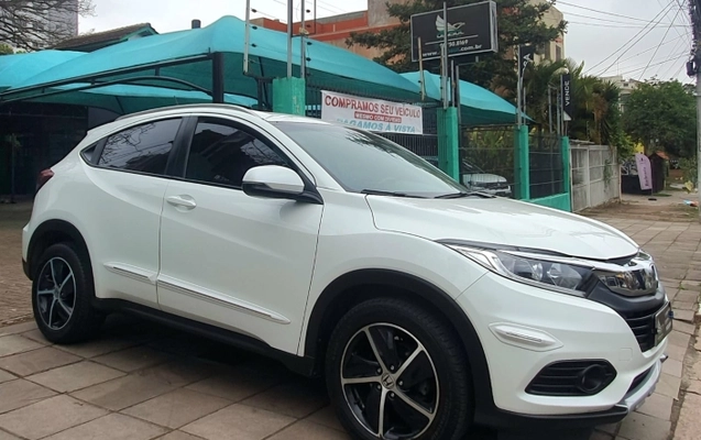 imagem-https://www.socarrao.com.br/sc-vehicle-images-prod/36082/1785266585346-pWJEEeNd1GNIlJ9evppMVOLej4MLjtua.jpg