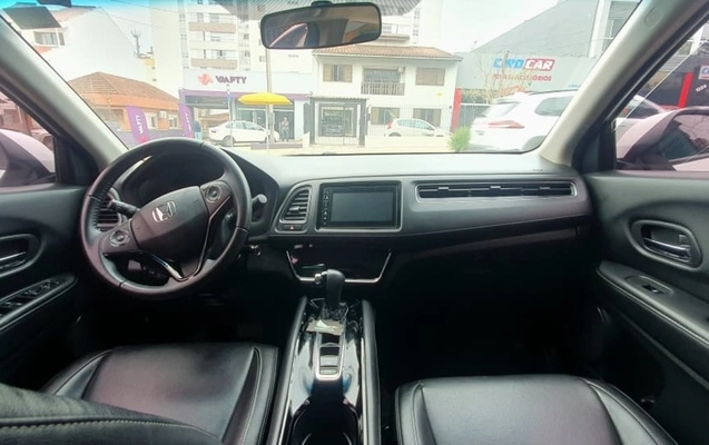 imagem-https://www.socarrao.com.br/sc-vehicle-images-prod/36082/1785266585358-NuAzGMp8MJqkznA7WszxQma245fR0HVA.jpg