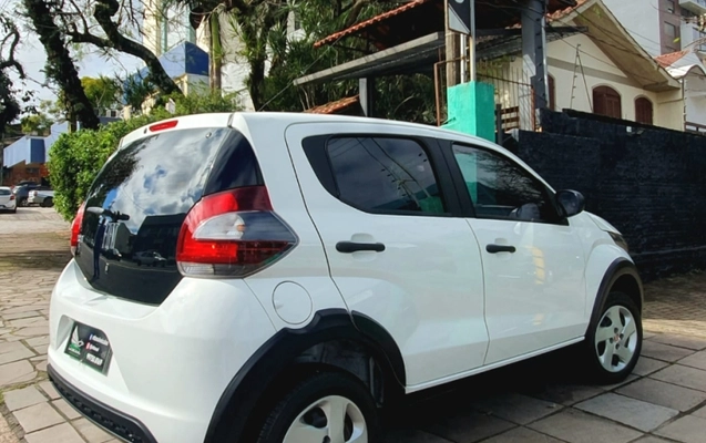 imagem-https://www.socarrao.com.br/sc-vehicle-images-prod/36089/1785501744158-UuL9lvExA9Cy3tcfse6lhhkagpY7acz3.jpg
