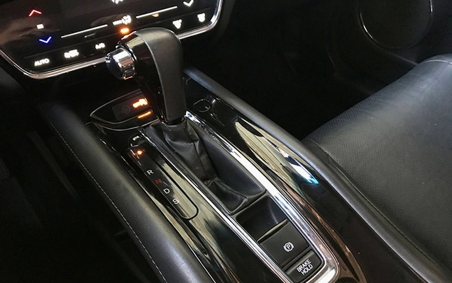 imagem-https://www.socarrao.com.br/sc-vehicle-images-prod/3611898/1788455915273-DbA5gAGajBGJmxbgPTTW5bQRWjWHQ2KG.jpg