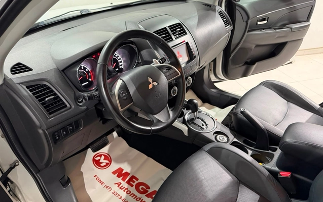 imagem-https://www.socarrao.com.br/sc-vehicle-images-prod/3611908/1788435508790-e3a068fc614b4b79b2edbc4be6acc55b_1784989221976.jpg
