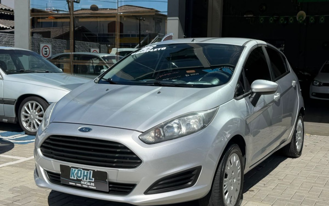 imagem-https://www.socarrao.com.br/sc-vehicle-images-prod/3611915/1788435606931-V2hhdHNBcHAgSW1hZ2UgMjAyNi0wOS0wMiBhdCAxNC4wNC4yMi5qcGVn.jpeg