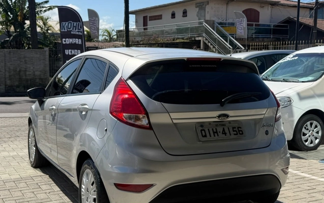 imagem-https://www.socarrao.com.br/sc-vehicle-images-prod/3611915/1788435606992-V2hhdHNBcHAgSW1hZ2UgMjAyNi0wOS0wMiBhdCAxNC4wMy40My5qcGVn.jpeg