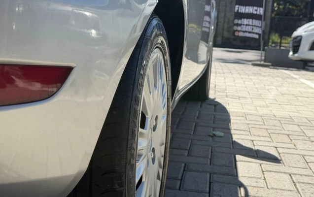 imagem-https://www.socarrao.com.br/sc-vehicle-images-prod/3611915/1788435607445-V2hhdHNBcHAgSW1hZ2UgMjAyNi0wOS0wMiBhdCAxNC4wMy40MyAoMykuanBlZw.jpeg