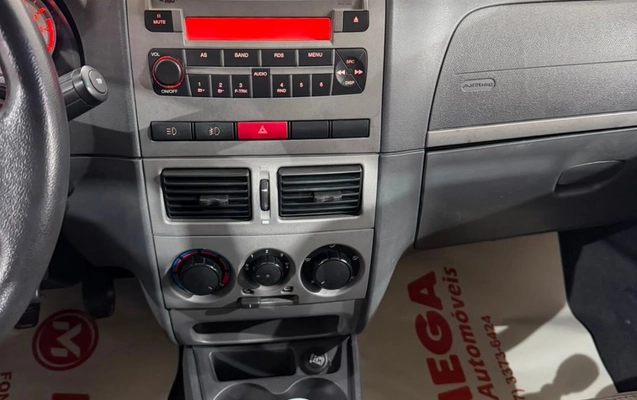imagem-https://www.socarrao.com.br/sc-vehicle-images-prod/3611926/1788803694472-9eddd9cf985847e9b02601783a0db0da_1787405760197.jpg