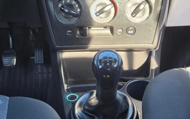 imagem-https://www.socarrao.com.br/sc-vehicle-images-prod/3612275/1789501198992-8445476_7_B_82cf70abf9.jpeg