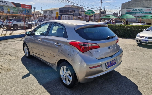 imagem-https://www.socarrao.com.br/sc-vehicle-images-prod/3612286/1788437251844-IZUTyMzRiTy2zIKCxy73PlrtycqdOin8bV8s.jpg