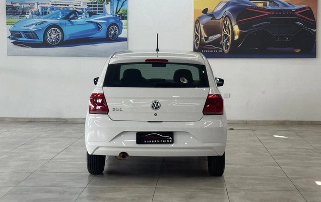 imagem-https://www.socarrao.com.br/sc-vehicle-images-prod/3612522/1788437554308-8412373_3_B_997fe20114.jpeg