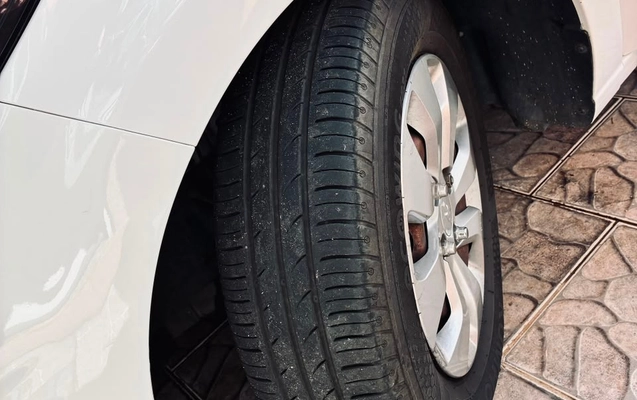 imagem-https://www.socarrao.com.br/sc-vehicle-images-prod/3612785/1788438291574-02ef19d8-af65-4937-80a0-06e7da75ed9a.jpg