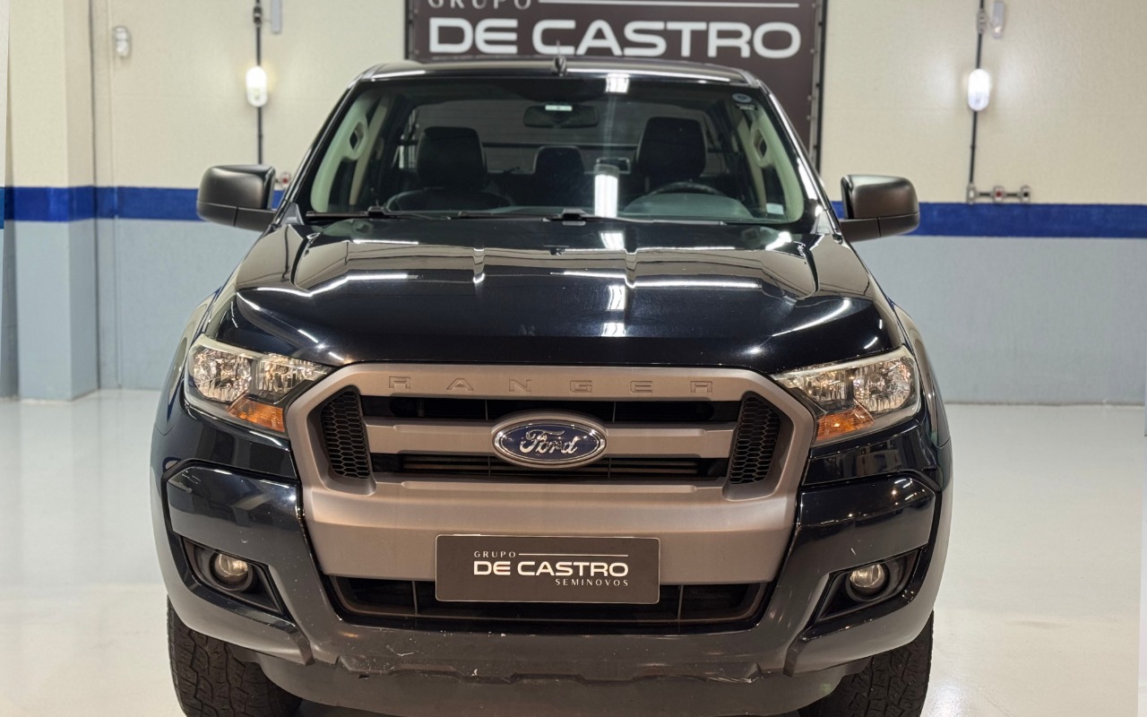 imagem-https://www.socarrao.com.br/sc-vehicle-images-prod/3612942/1788438755991-Rk9SRCBSQU5HRVIgWExTIENENCAtIDIwMTggLSBQUkVUTyAtIEFZWDVBMDcucG5n.png
